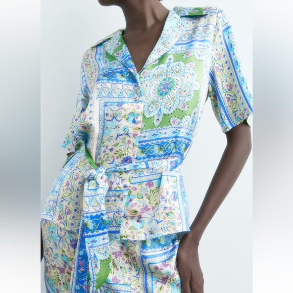 ZARA BOHEMIAN BELTED PRINT BLOUSE BLUE SIZE XS NWT - Picture 3 of 6